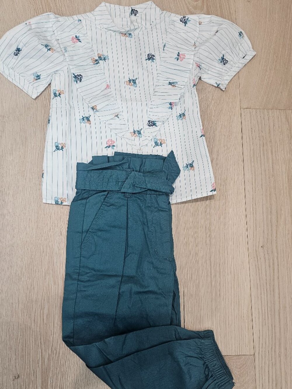 Janie and Jack outfit size 4